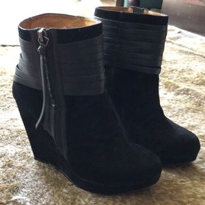 Ella Moss Eliza Black Leather/Suede Wedge Booties